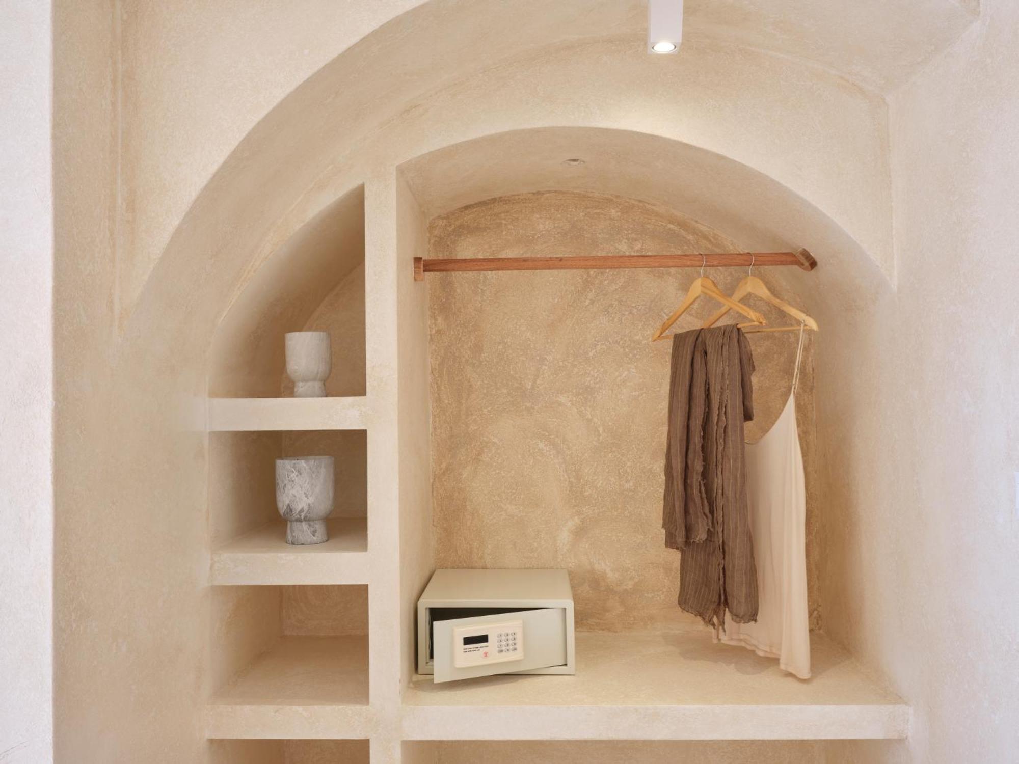 Heyday Luxury Suites Perissa  Dış mekan fotoğraf