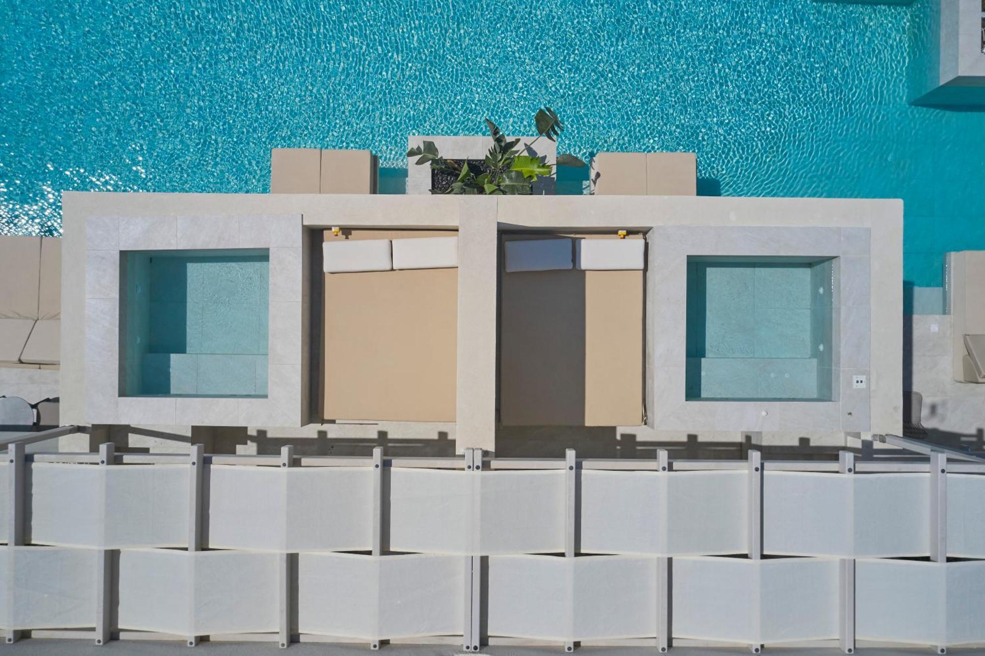 Heyday Luxury Suites Perissa  Dış mekan fotoğraf
