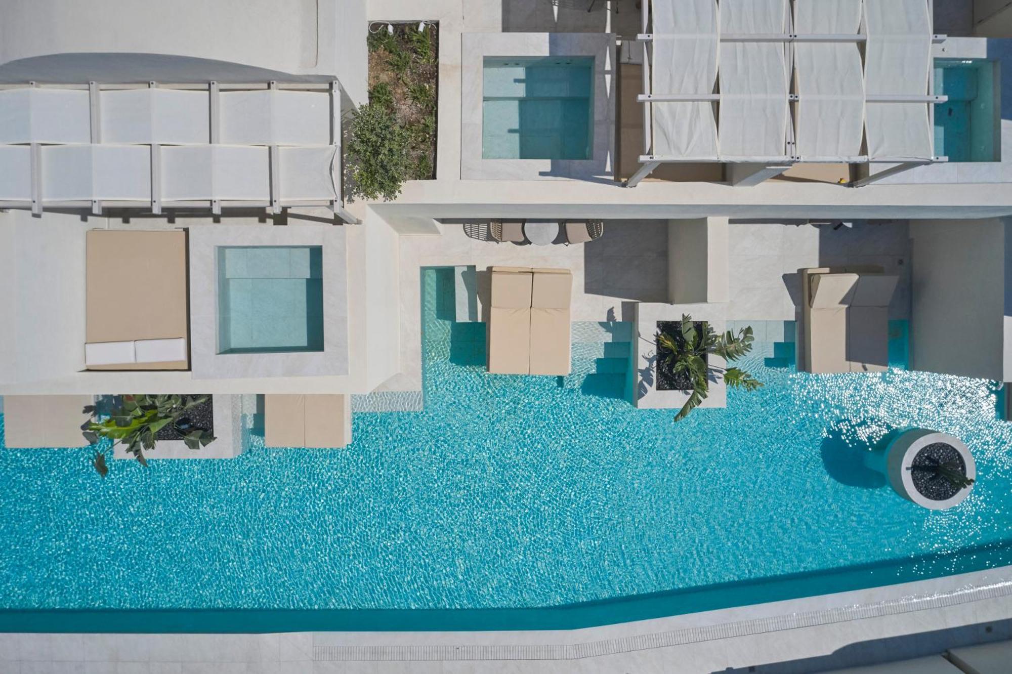 Heyday Luxury Suites Perissa  Dış mekan fotoğraf