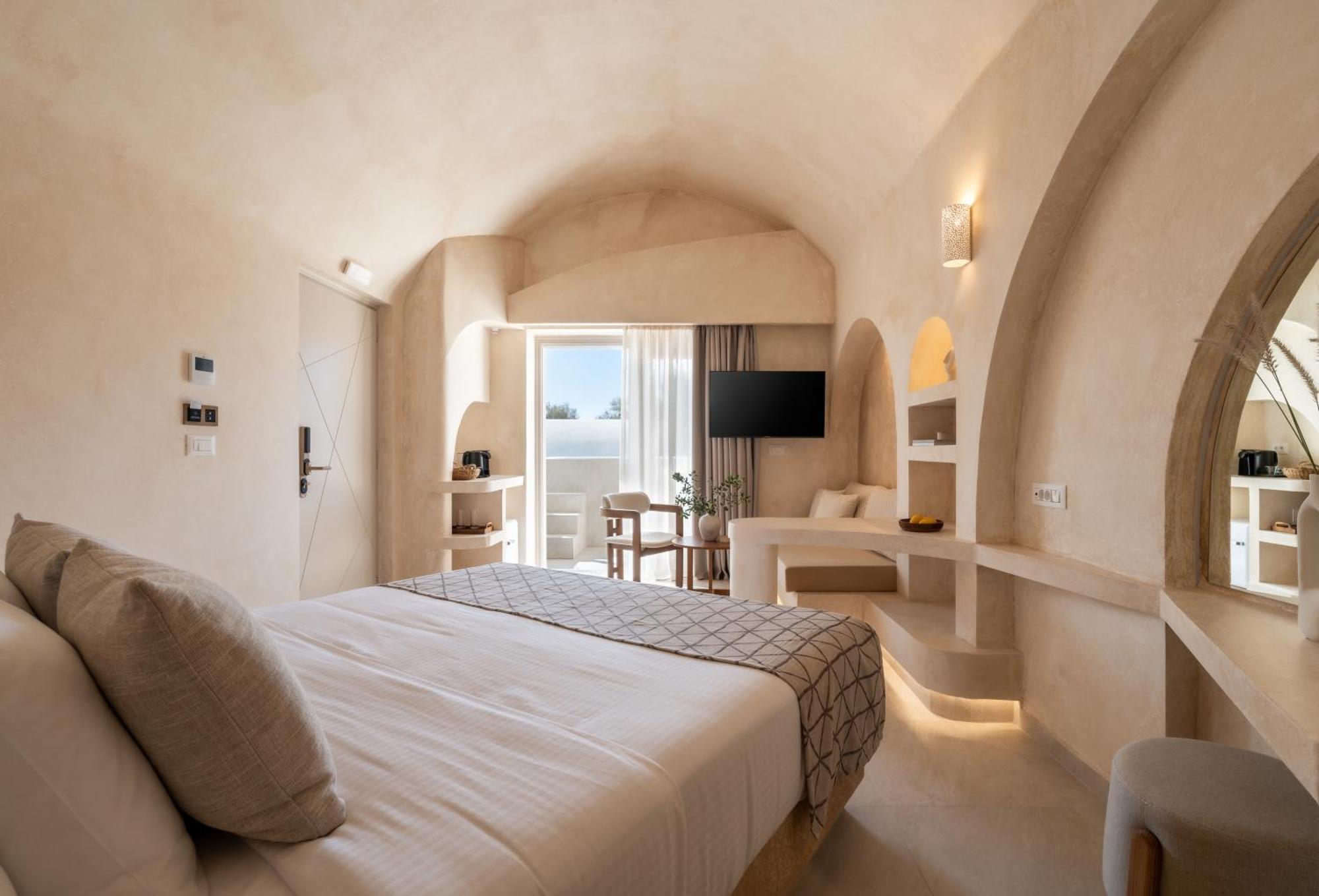 Heyday Luxury Suites Perissa  Dış mekan fotoğraf