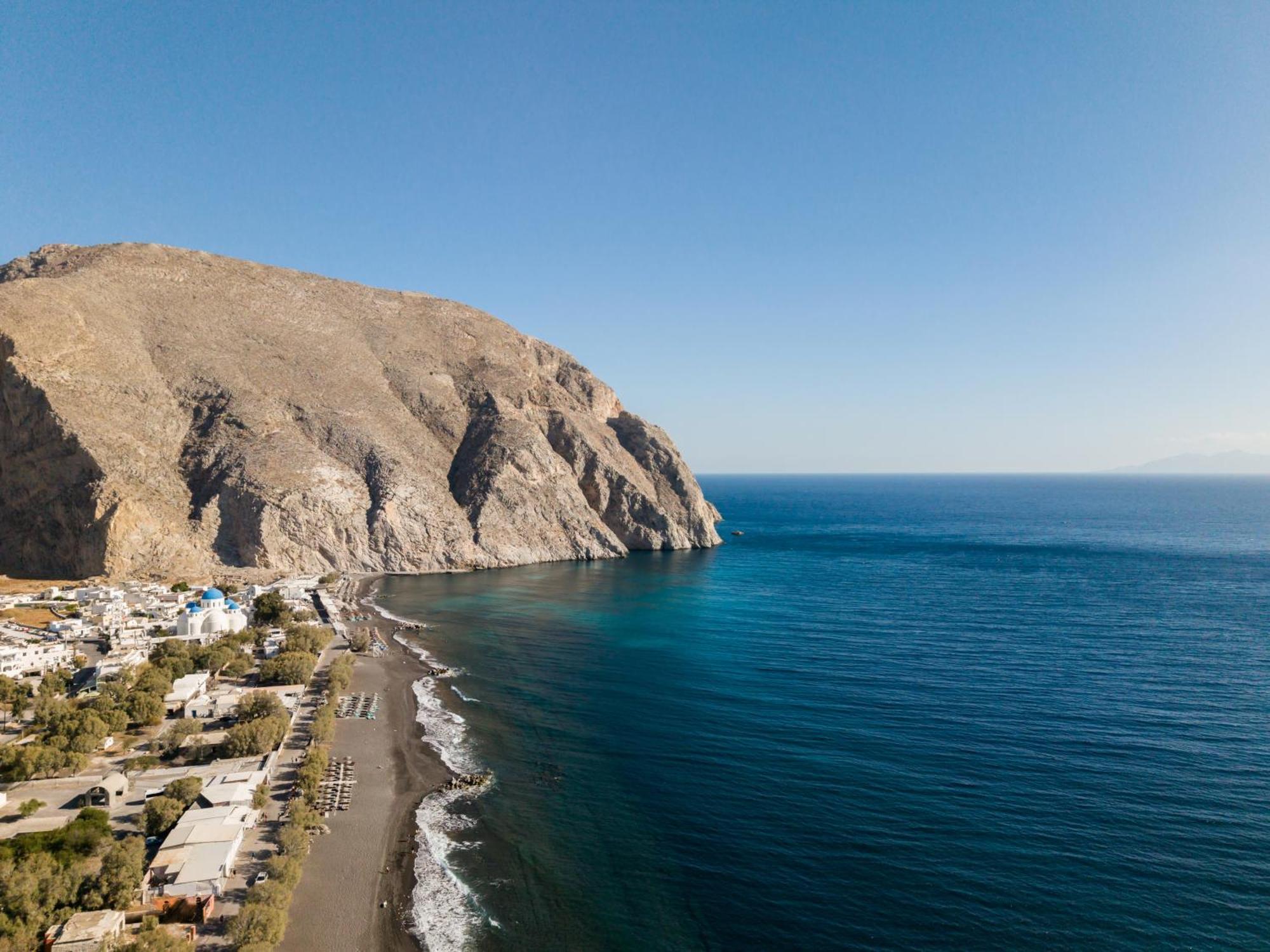 Heyday Luxury Suites Perissa  Dış mekan fotoğraf