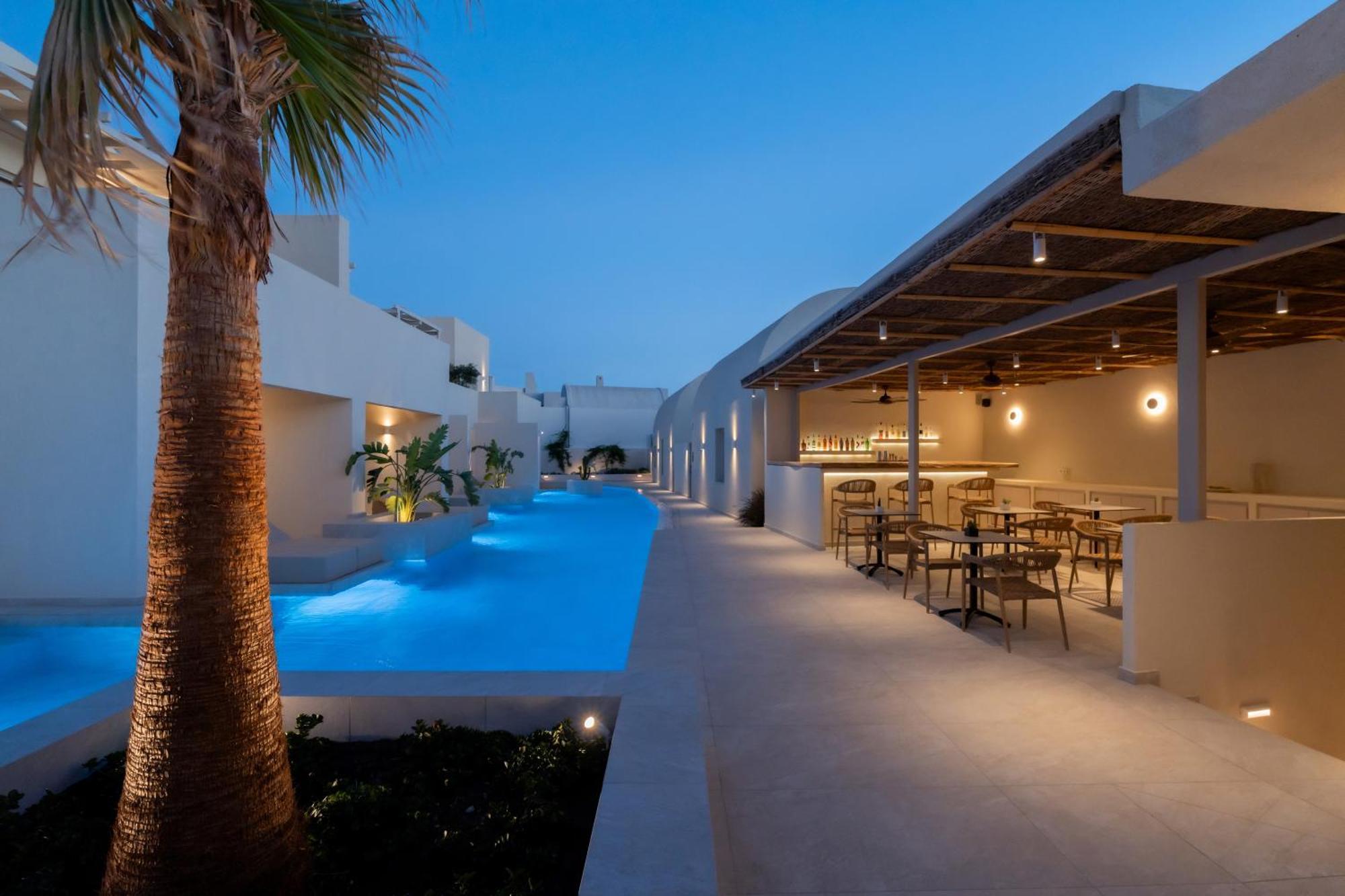Heyday Luxury Suites Perissa  Dış mekan fotoğraf
