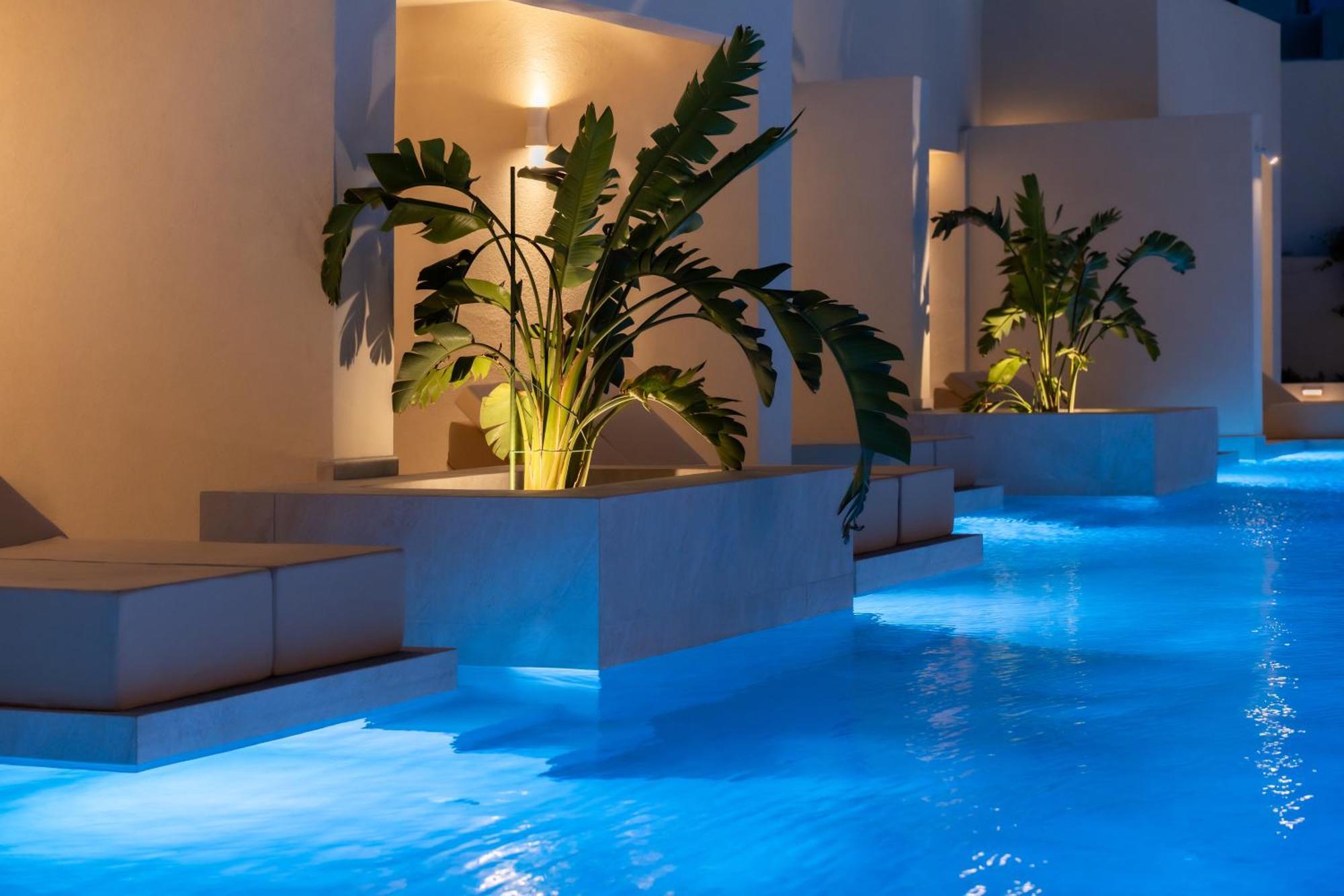Heyday Luxury Suites Perissa  Dış mekan fotoğraf