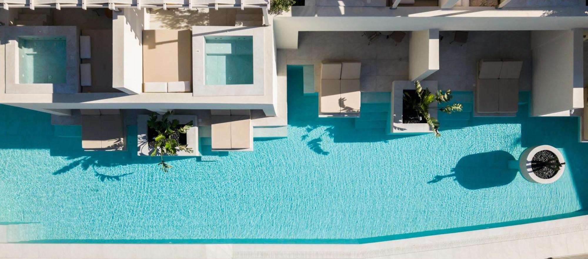 Heyday Luxury Suites Perissa  Dış mekan fotoğraf