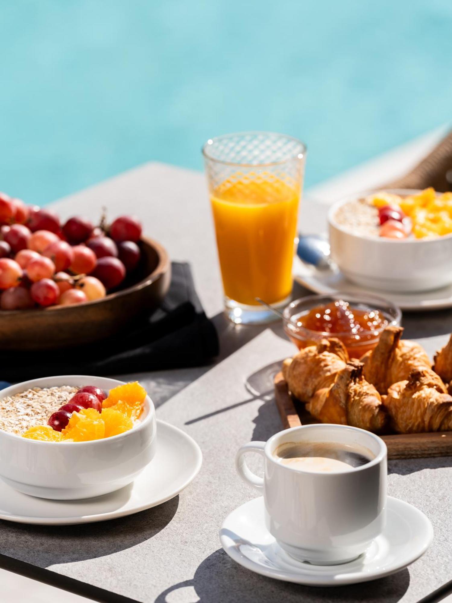 Heyday Luxury Suites Perissa  Dış mekan fotoğraf