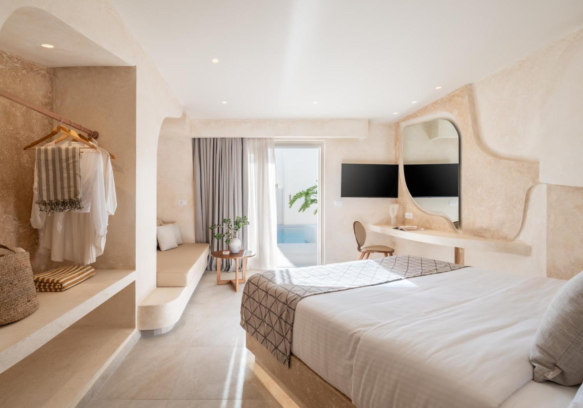 Heyday Luxury Suites Perissa  Dış mekan fotoğraf